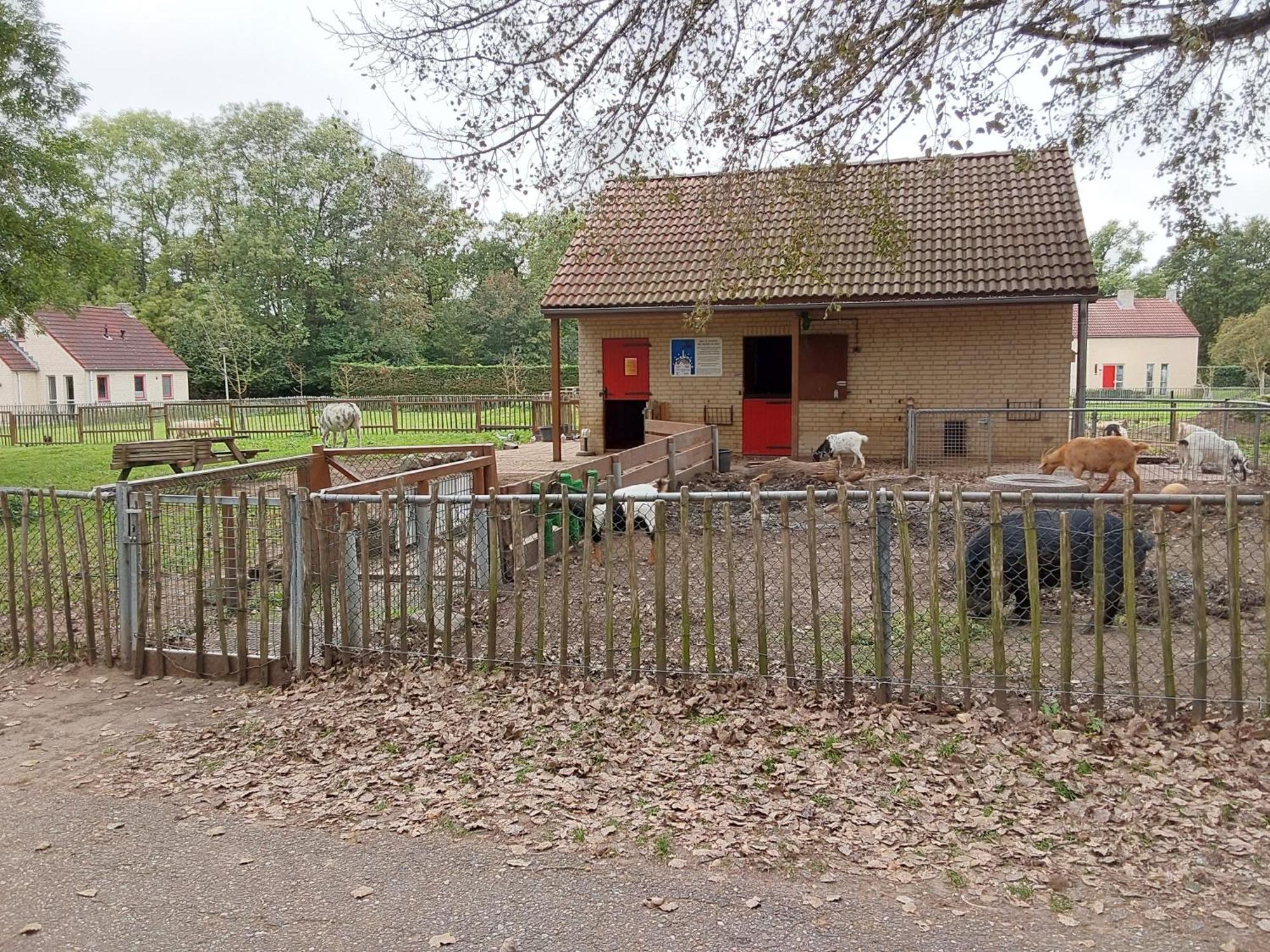 Rumah Senang Wellness Met Hottub En Tuin Ewijk ภายนอก รูปภาพ